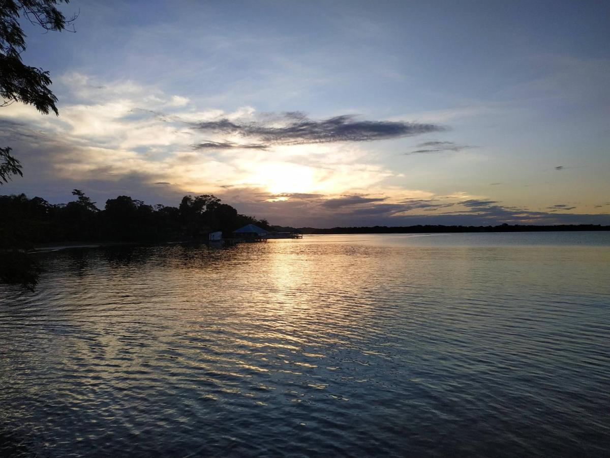 La Luciernaga Big Creek Bed & Breakfast Bocas del Toro Exterior photo