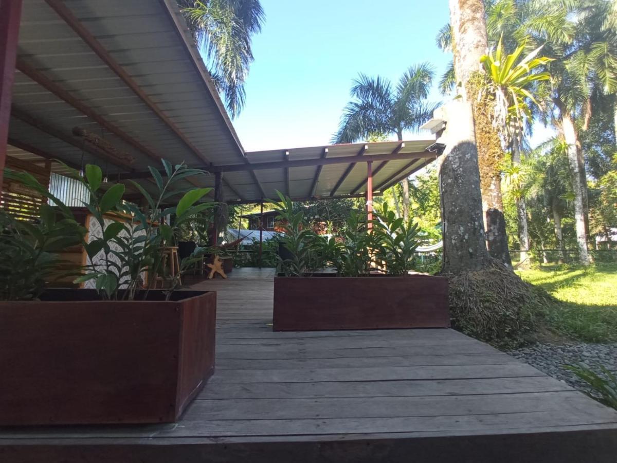 La Luciernaga Big Creek Bed & Breakfast Bocas del Toro Exterior photo